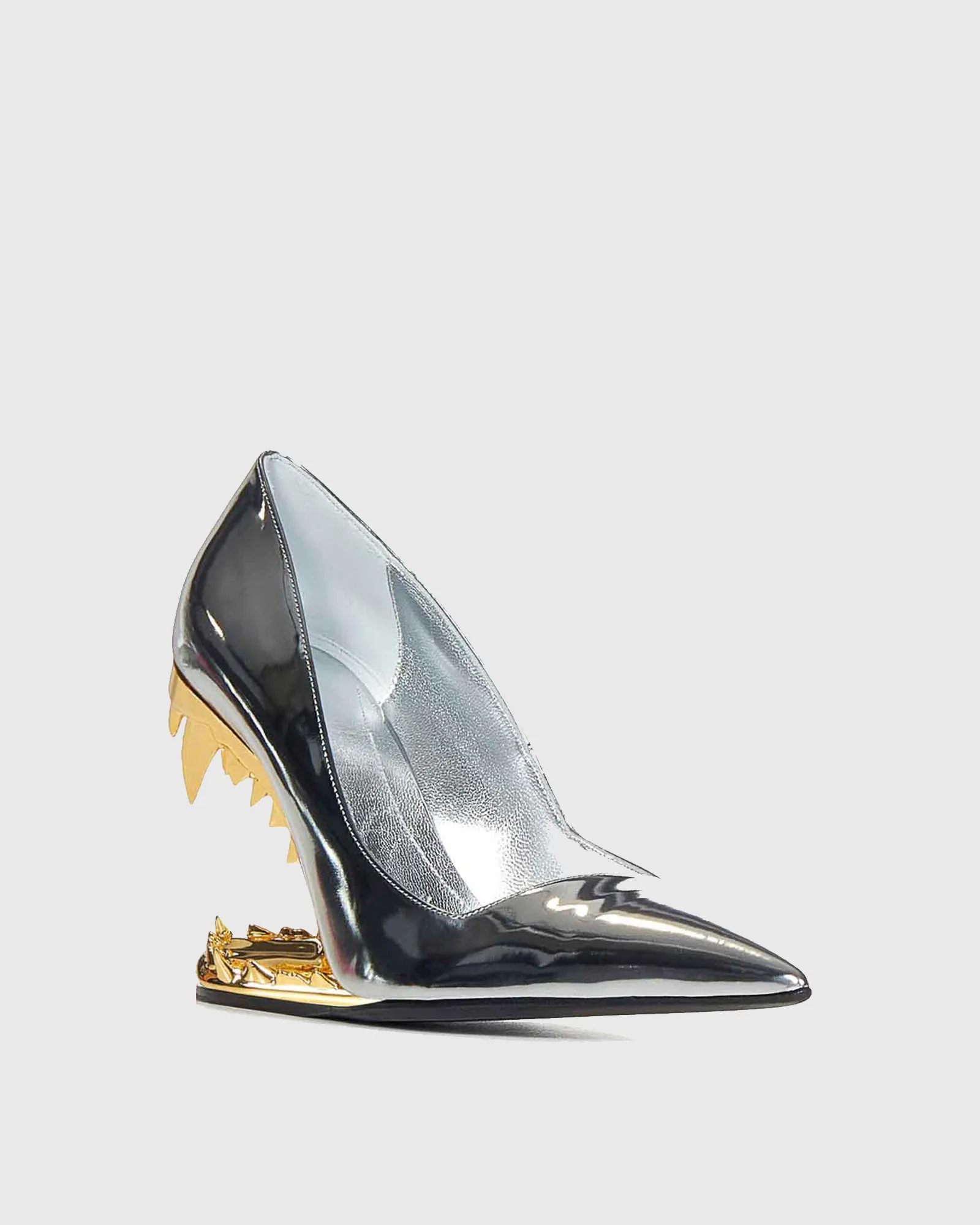 Antonia Wolf Tooth Pumps In Silver