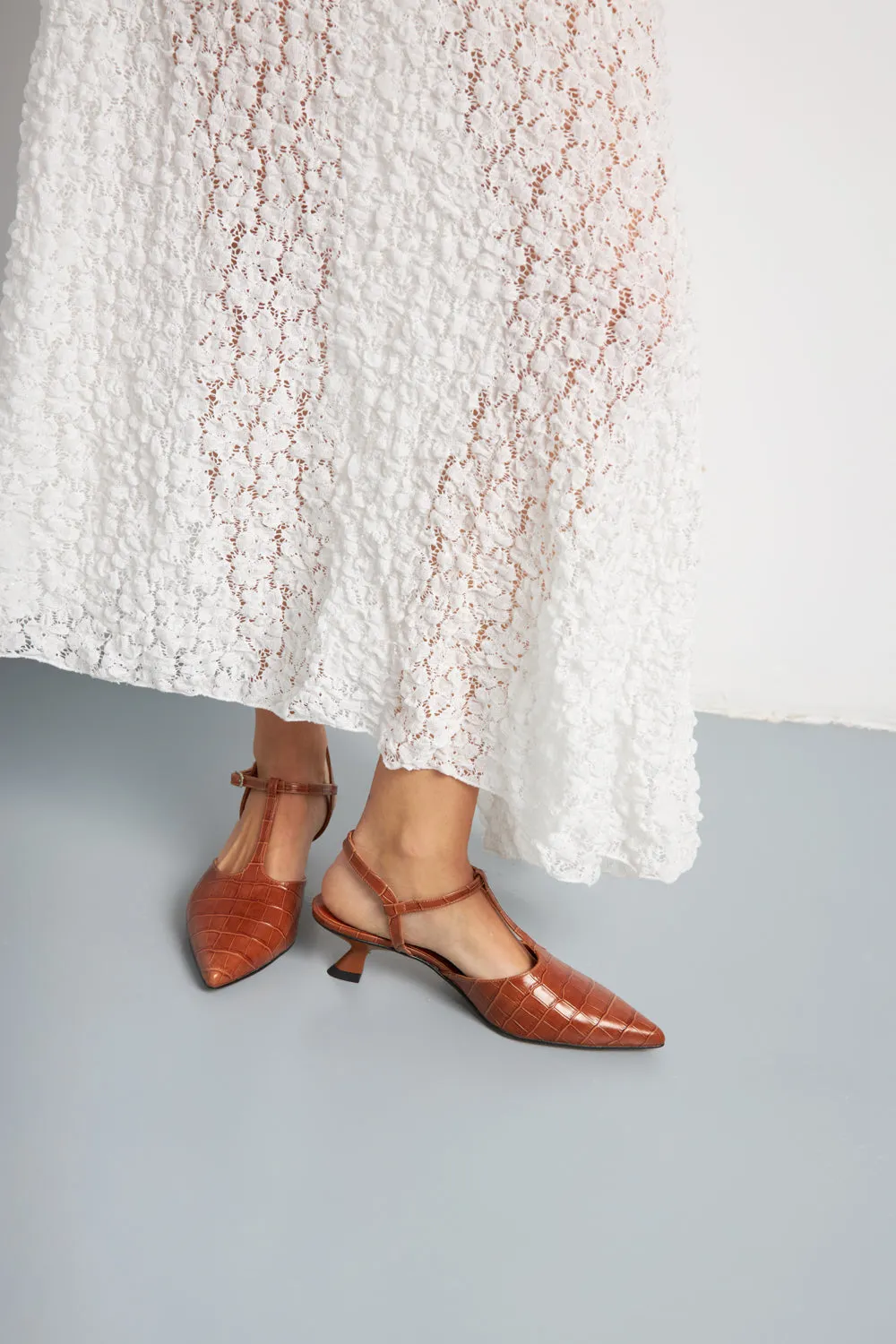 Camila Pumps in Caramel croc-effect Leather