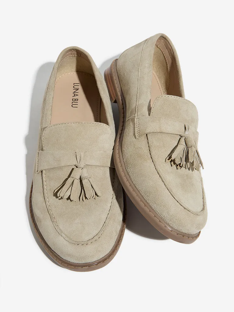 LUNA BLU Ivory Faux-Suede Tassel-Design Loafers