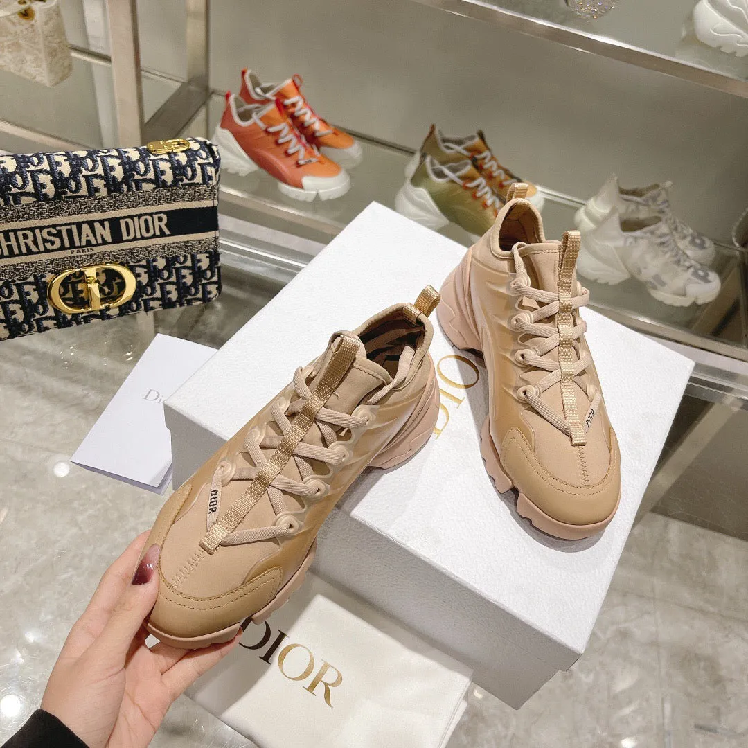 SE889 DR D-Connect Sneaker / Size5-10