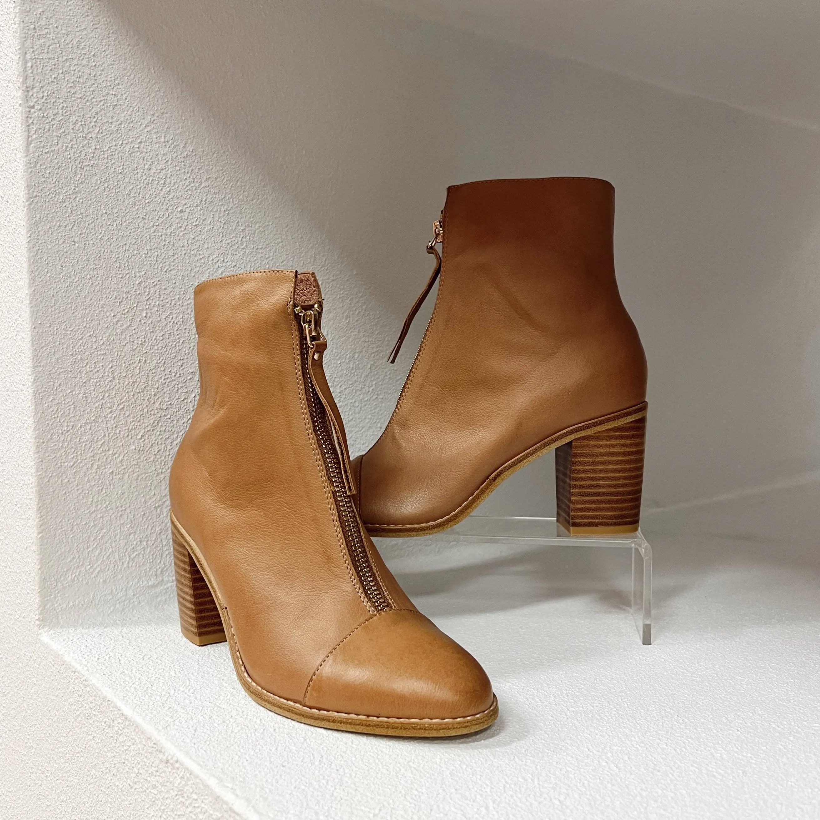 Tusly Leather Boot- Tan